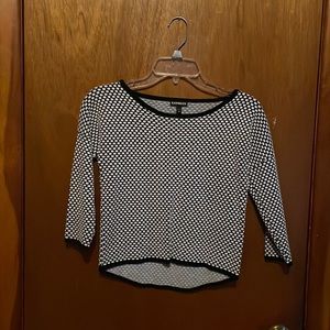Express 3/4 sleeve fitted cropped top
